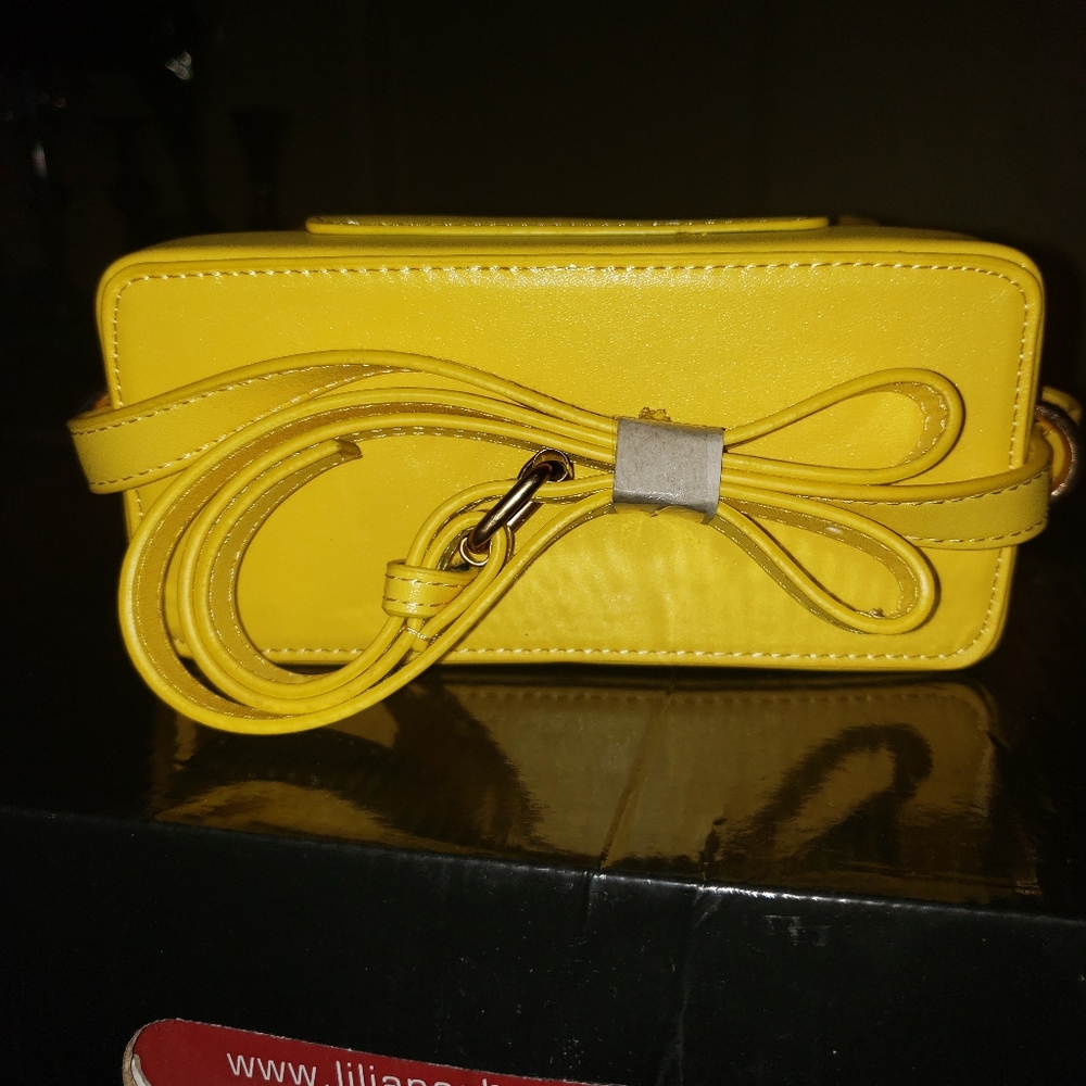 Camera Style Bag - Picture 3 of 5